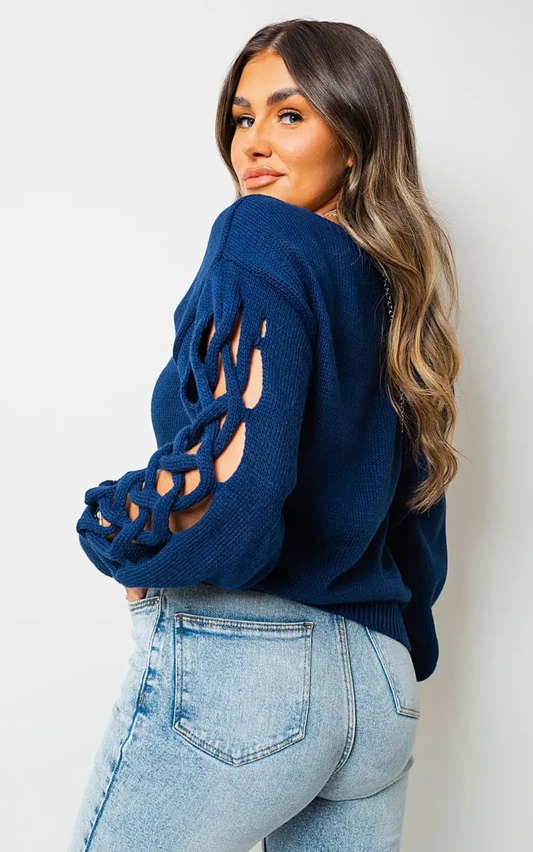 Cable Knit Jumper with Cut Out Detail Moda
