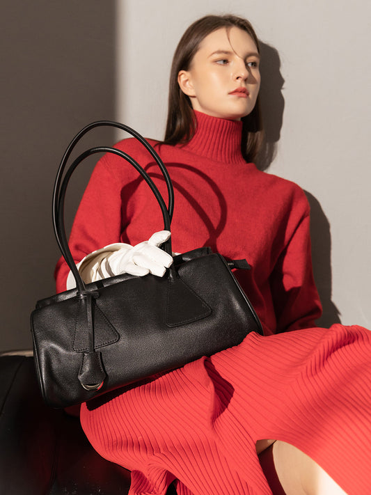 Classic Baguette Leather Shoulder Bag Cilela